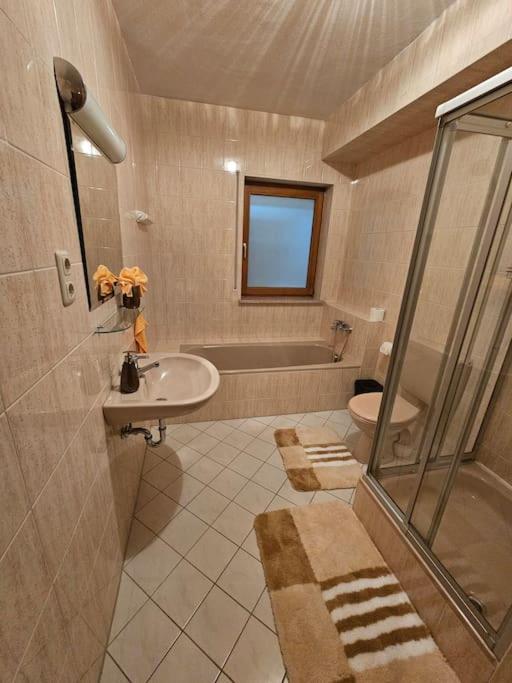 Sutra Home - Ottobrunn, Munich Esterno foto